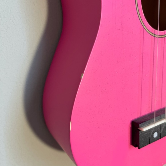 COPY - 🌺Pink Ukulele - Picture 4 of 4